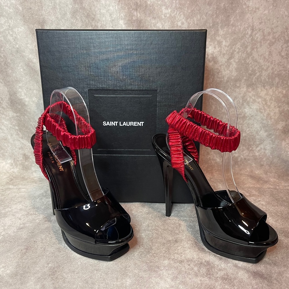 💯Authentic Saint Laurent patent platforms sandals